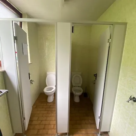 Monteurzimmer 3 Pers, Wuerzburg, Gerbrunn, Gemeinschaft Kueche, Dusche, Wc